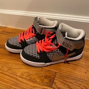 BNNW Nike SB sneakers